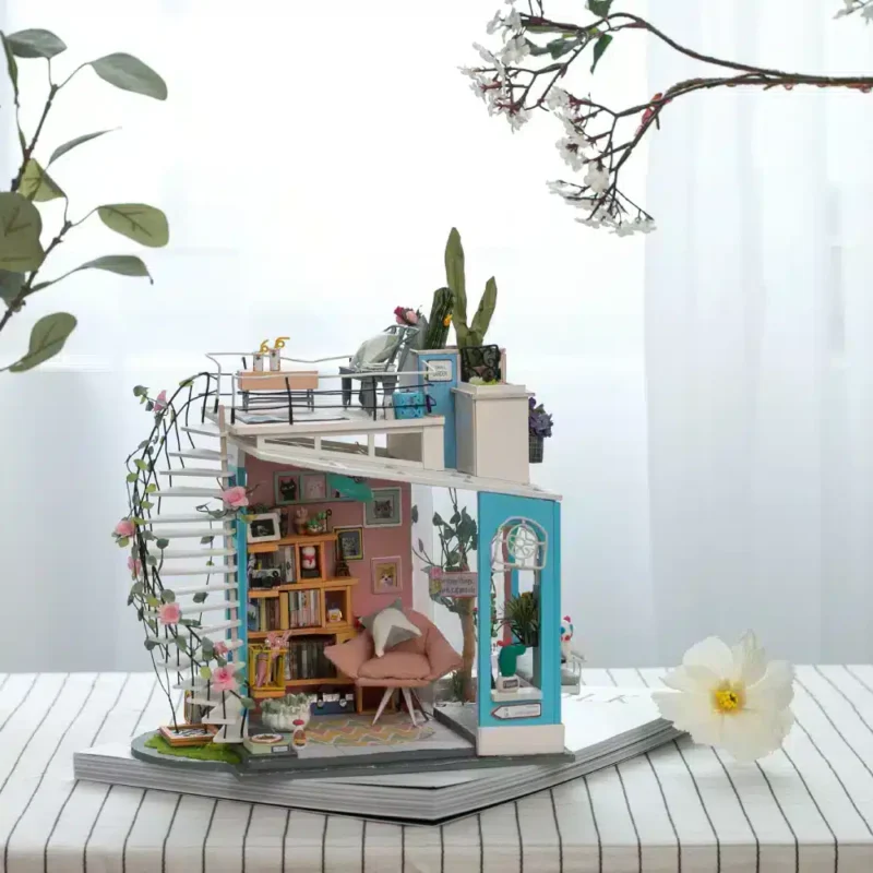 rolife diy Набор Миниатюрный лофт Доры (1)